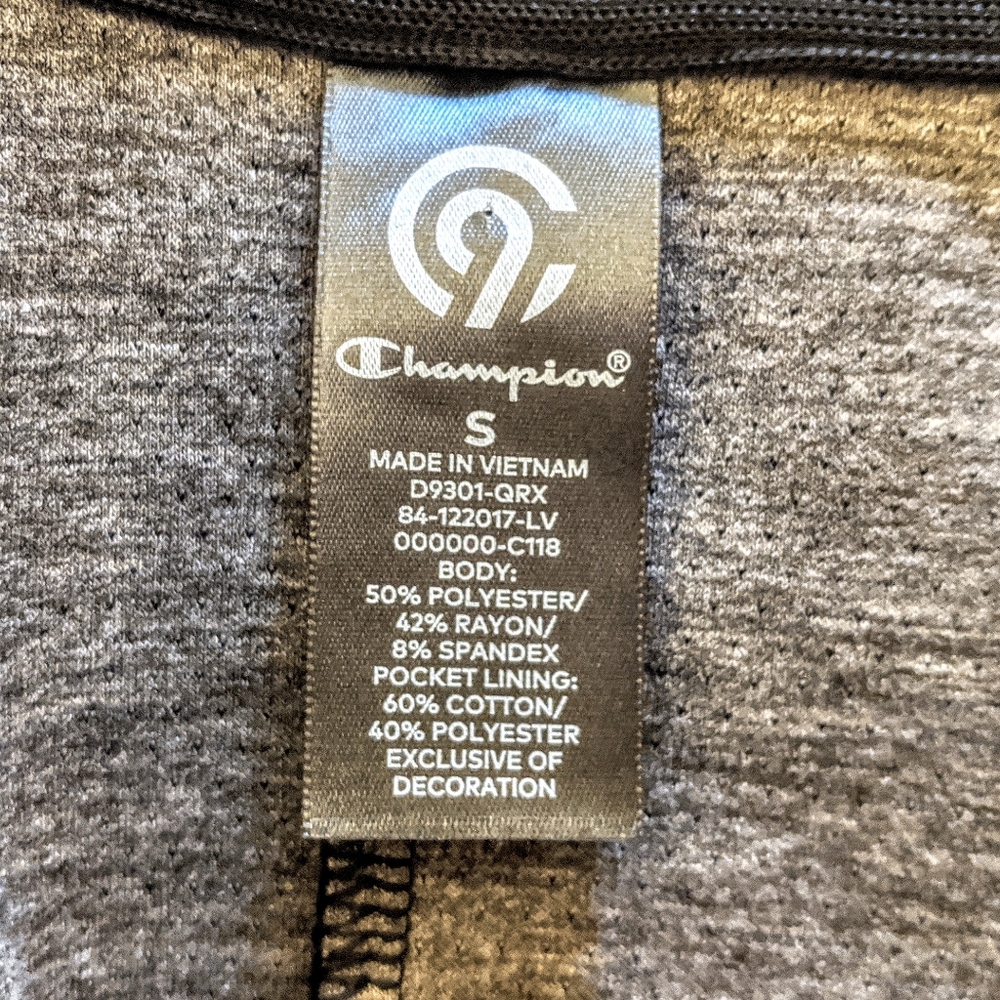 CHAMPION Performance jacket (small) - Picture 5 of 6